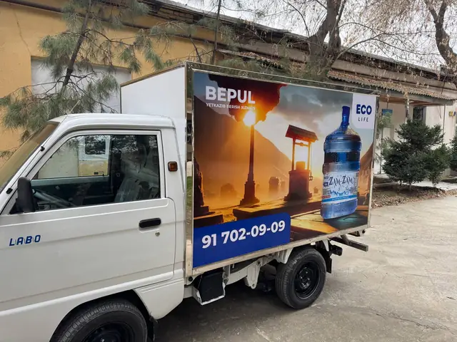ECO LIFE: брендирование фургона доставки воды «Zam-Zam»