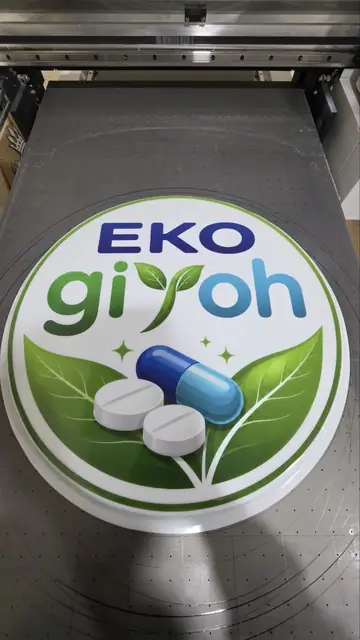 EKO giyoh: UV-печать на круглой панели с логотипом
