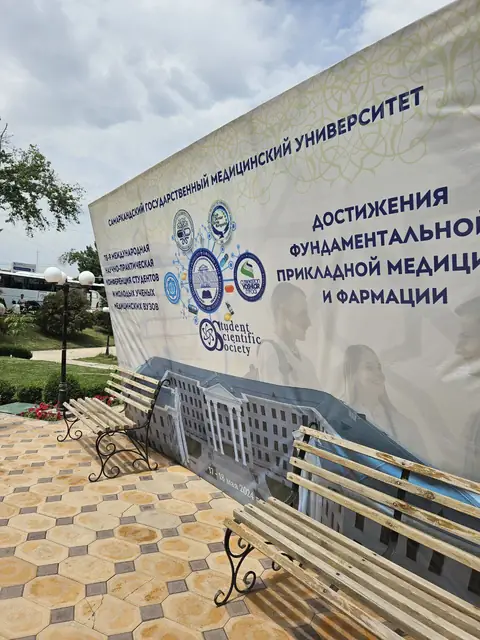 Достижения фундаментальной, прикладной медицины и фармации: пресс-волл конференции на открытой площадке