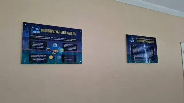 Korrupsiya harakatlari: информационные стенды из акрила в коридоре