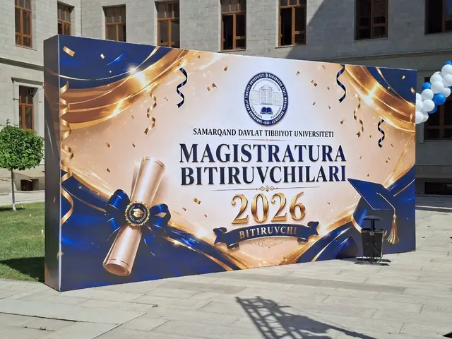 Magistratura bitiruvchilari 2026: фотозона для выпускников университета