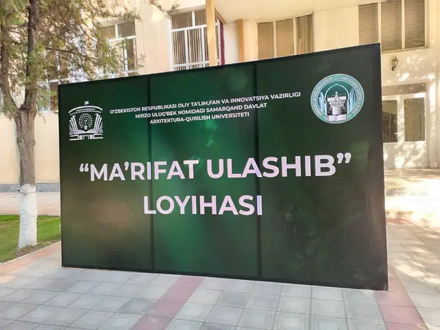 “MA’RIFAT ULASHIB” LOYIHASI: пресс-волл на конструкции у здания университета