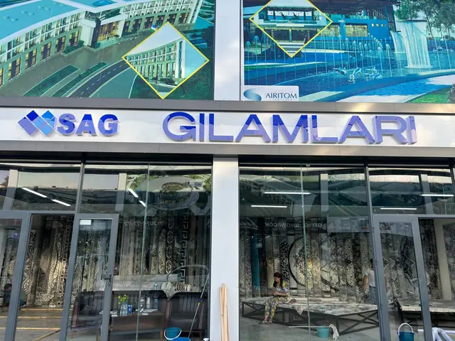 SAG GILAMLARI: объёмные буквы на фасаде магазина ковров